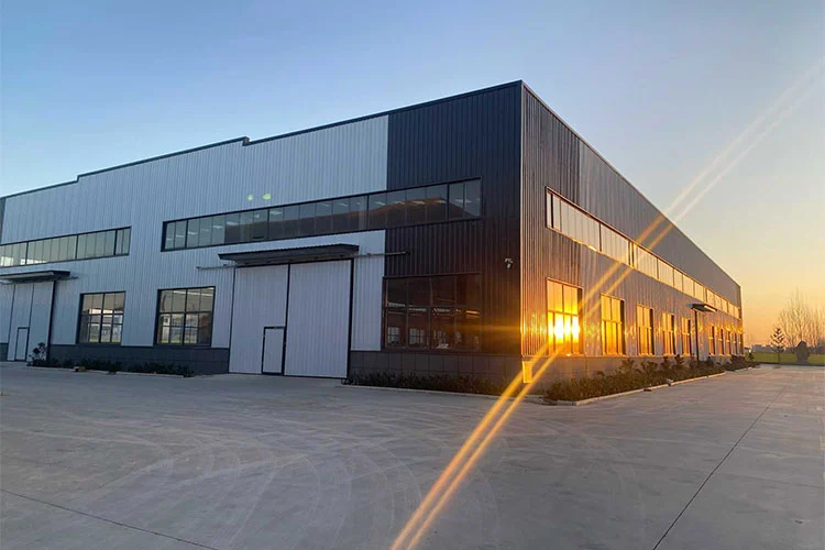 Factory workshop 04